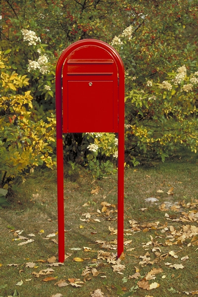 Køb Postkassesæt m. - Rød BobiClassic postkasse - Levering lige døren - 30900R